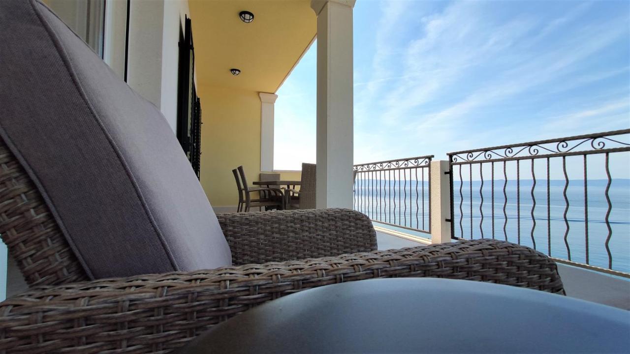 Aria Apartment Sumartin Bagian luar foto