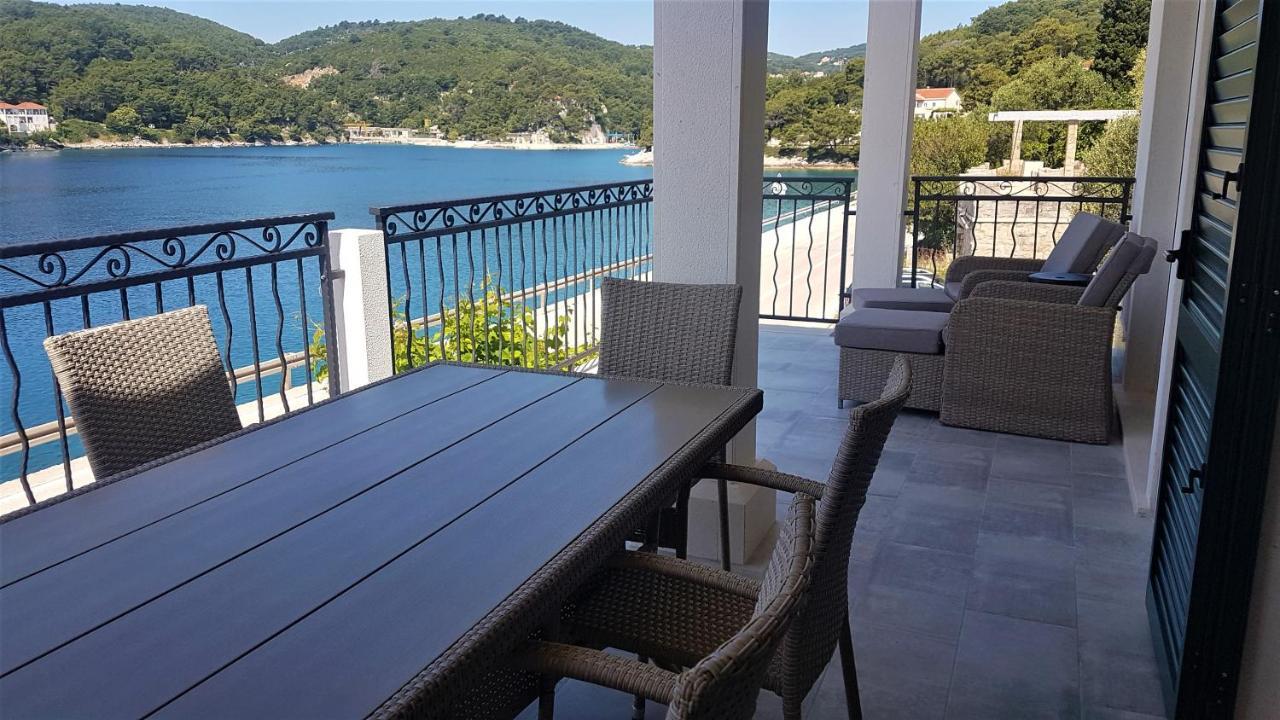 Aria Apartment Sumartin Bagian luar foto